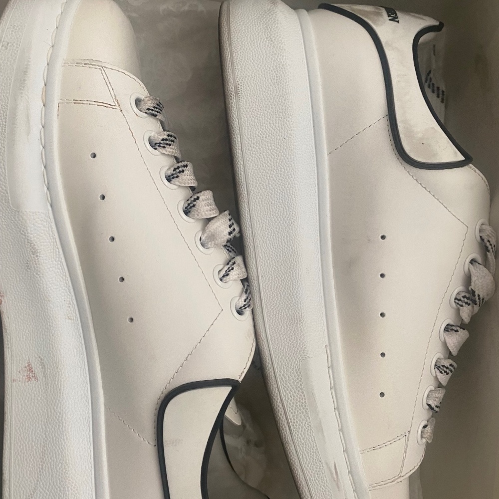 Alexander McQueen Sneaker